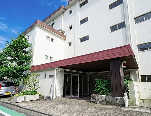 ◆収納豊富な3LDK／72.62平米／宅配ボックスやEV充電など共用部も充実★