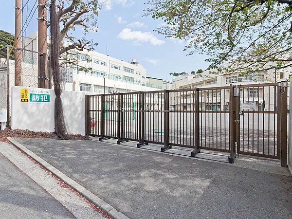 横浜市立矢上小学校