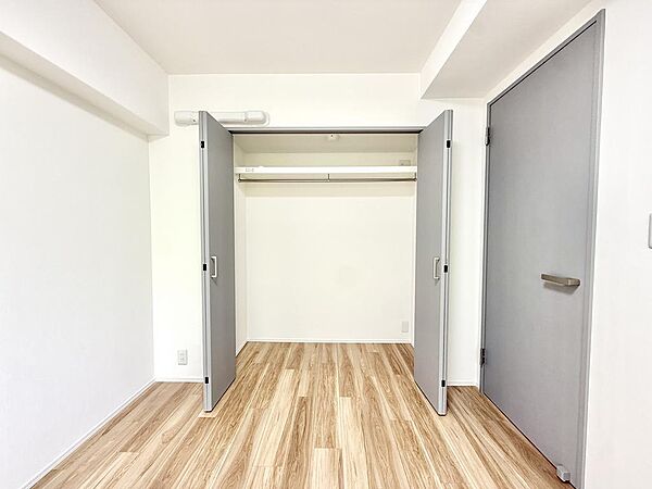 たっぷり収納で、お部屋を広く使えます