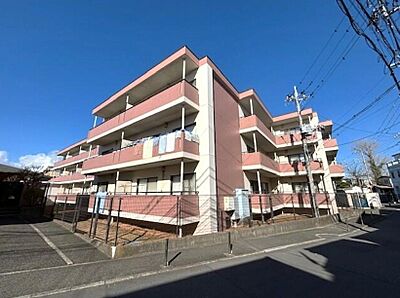 外観:◎1996年3月築・総戸数23戸◎低層マンション♪閑静な住宅街に立地♪ 外観:◎1996年3月築・総戸数23戸◎低層マンション♪閑静な住宅街に立地♪
