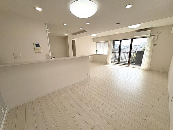 ◎家具の配置考えるの楽しみな広々リビングダイニング♪約17.6帖♪
