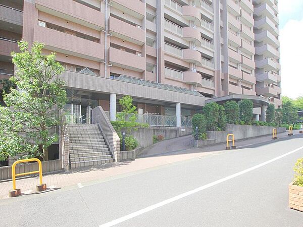 ◎管理体制良好・エントランス綺麗に整備されています♪