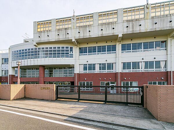【川崎市立古市場小学校】