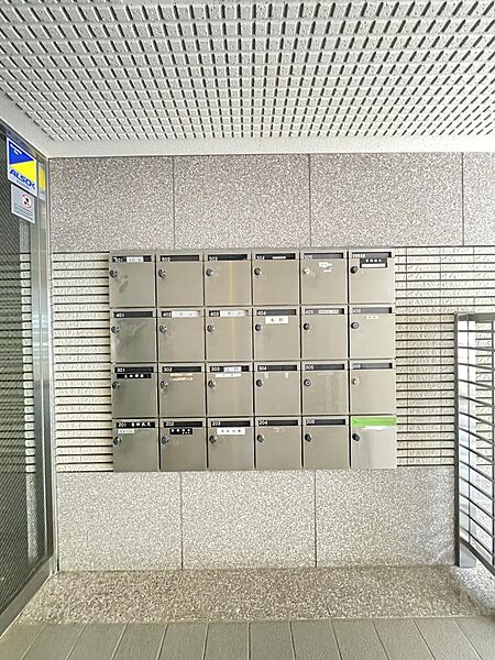 ◎ポスト周りも綺麗に整備されています