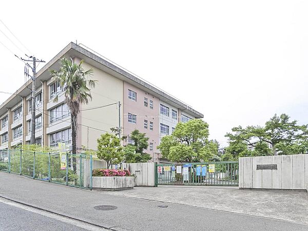 ◆川崎市立西野川小学校…約550m
