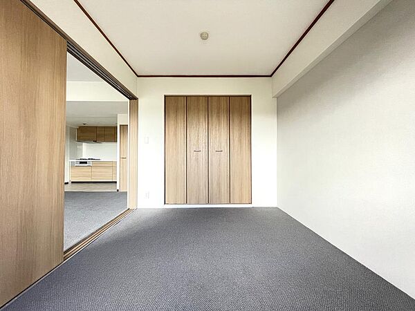 洋室を拡大表示