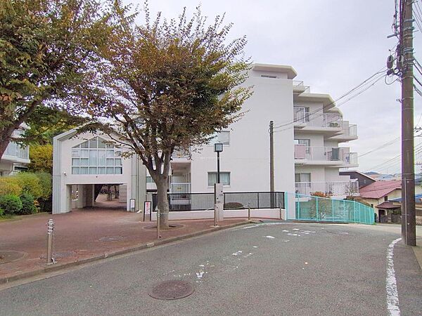 ◎総戸数147戸のビッグコミュニティ♪管理人さん住み込み♪