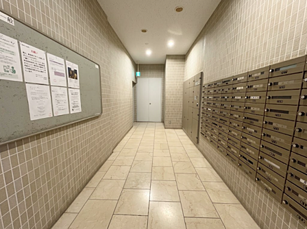 共用部の郵便受けもきれいに維持されています