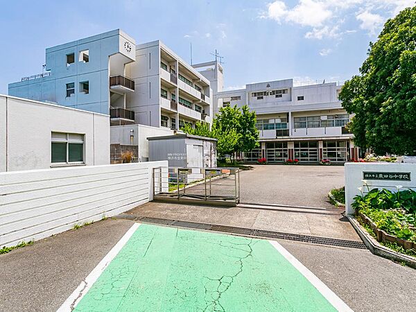 横浜市立栗田谷中学校