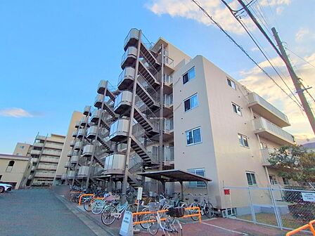 京急大師線「東門前」駅徒歩17分