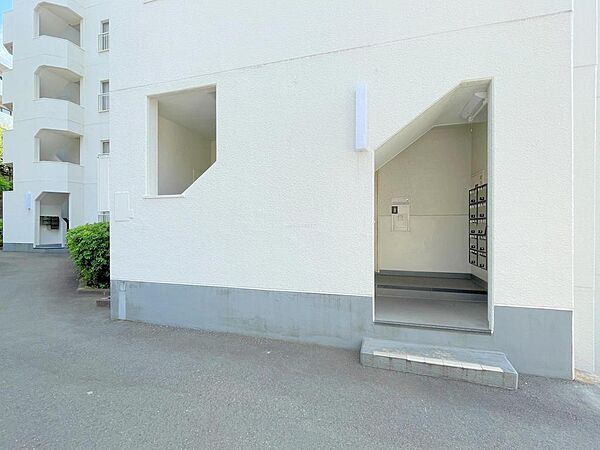 【エントランス】