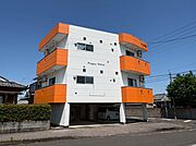 西都城駅より徒歩18分 築14年9ヶ月 3階建の賃貸物件