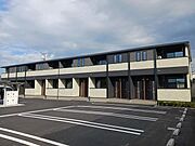 三股駅よりバス5分 徒歩7分 1階 築1年6ヶ月の賃貸物件