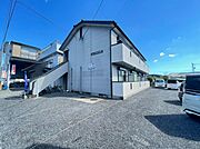 都城駅よりバス15分 徒歩3分 築31年7ヶ月 2階建の賃貸物件