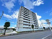 都城駅よりバス15分 徒歩8分 6階 築8年2ヶ月の賃貸物件