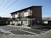  築8年5ヶ月 2階建の賃貸物件