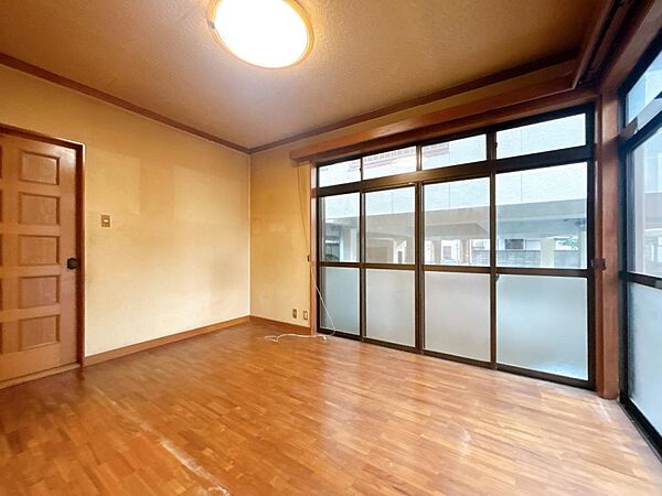 室内