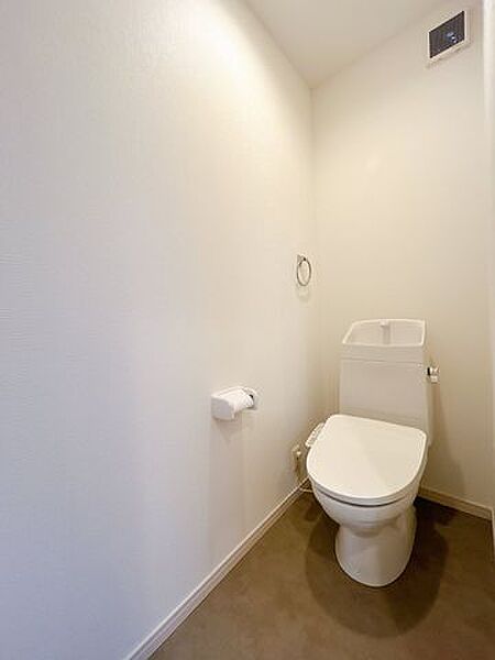 【リフォーム済】トイレは新品に交換しました。