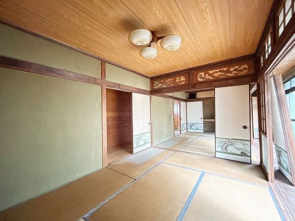 【現況販売】1階南側約6畳和室です。