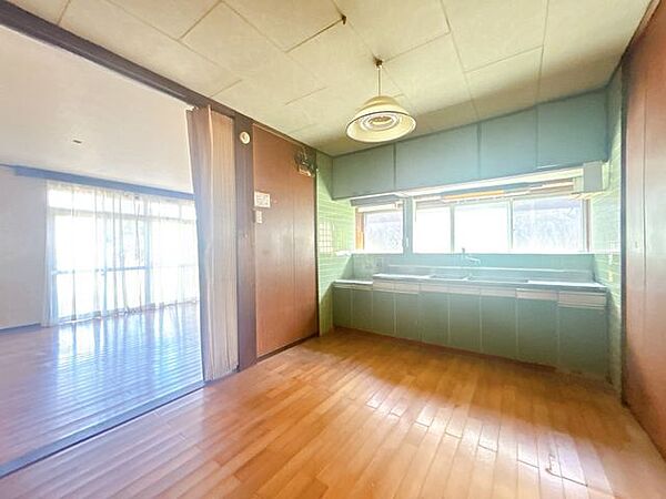 【現況販売】1階ダイニングです。