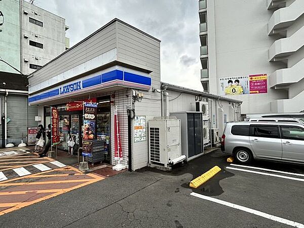 ローソン長崎昭和町店まで400ｍ（徒歩5分）です