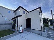 生駒駅より徒歩13分 1階 築1年の賃貸物件