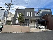 学園前駅よりバス5分 徒歩1分 2階 築15年11ヶ月の賃貸物件