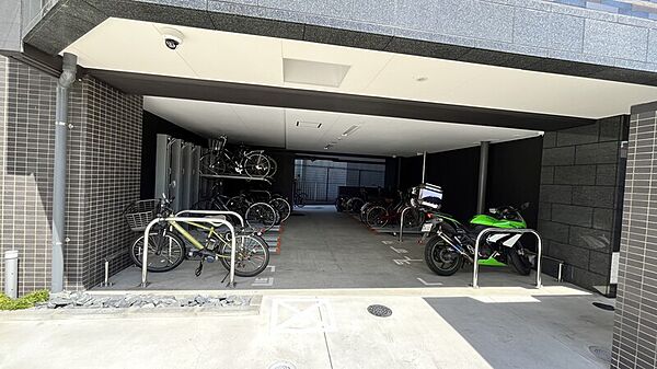 駐輪場　バイク置場