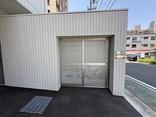 ゴミストックヤード