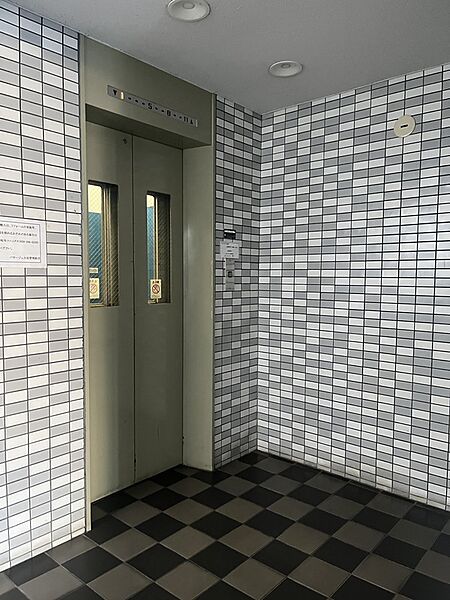エレベーター