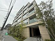 尾山台駅より徒歩13分 新築 6階建の賃貸物件