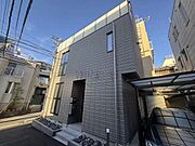 表参道駅より徒歩13分 築1年11ヶ月 3階建の賃貸物件