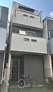 代々木駅より徒歩6分 築16年7ヶ月 3階建の賃貸物件
