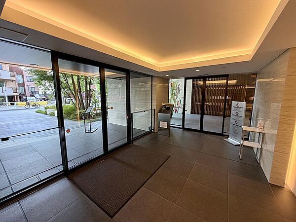 エントランスを拡大表示