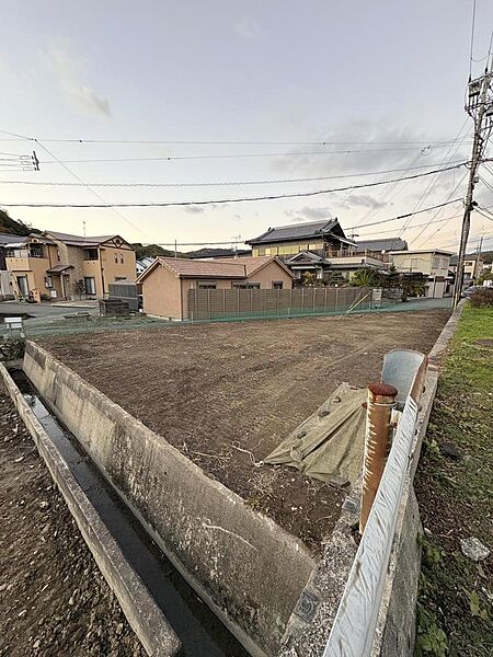 北側敷地部分です。日当たりのいいお土地です。