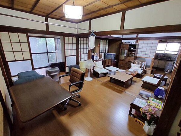 detached 福島県会津若松市城前10-56
地図を見る
