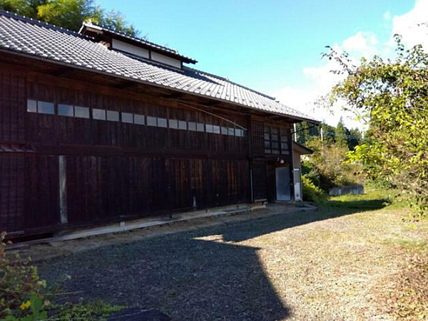 detached 福島県福島市松川町水原字中屋敷88
地図を見る