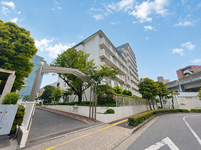 外観:手入れの行き届いた外観が、建物全体の印象を高めています 外観:手入れの行き届いた外観が、建物全体の印象を高めています