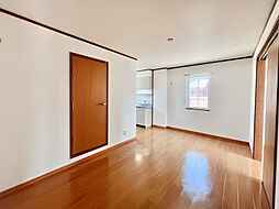 ラヴィーナ 202 2階2LDKのリビング/ダイニング