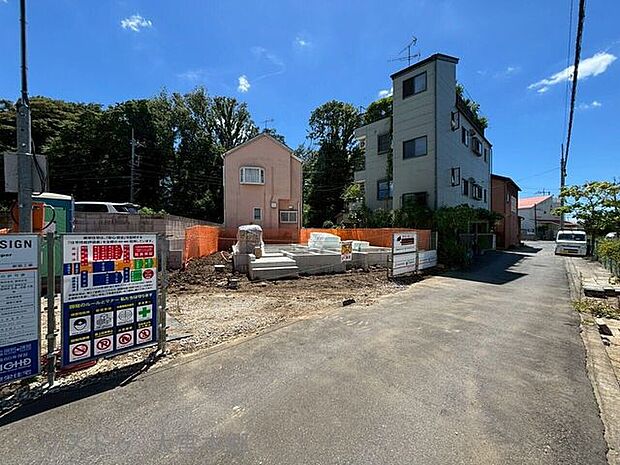 前面道路含む現地写真