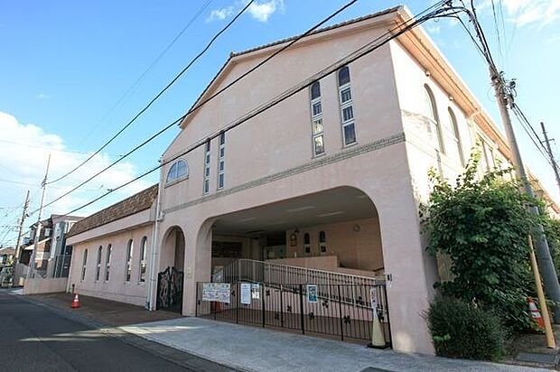 上尾みどりが丘幼稚園 240m