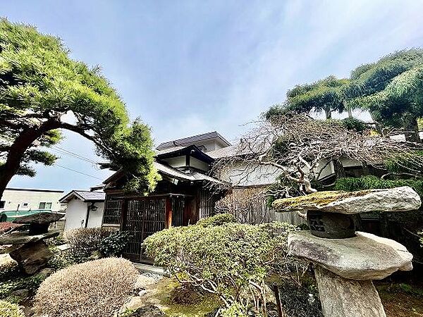 detached 北海道函館市谷地頭町
地図を見る