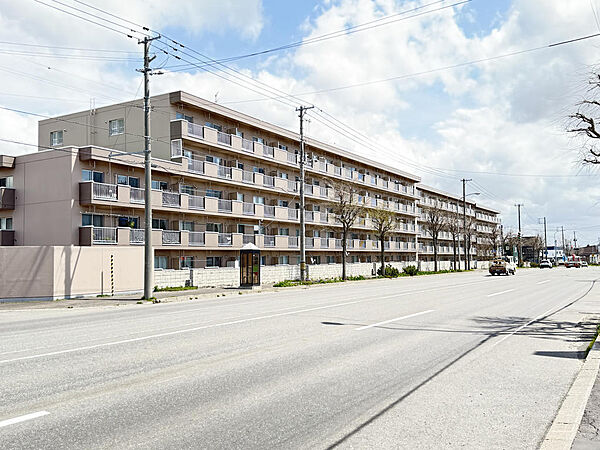 apartment 北海道江別市上江別西町56-8
地図を見る