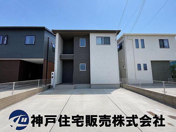外観：328000670329