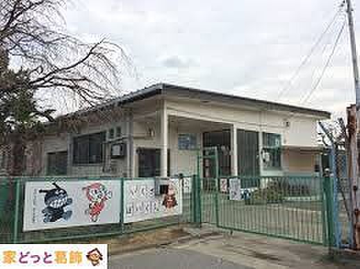 八潮市立伊草保育所 徒歩3分。 240m