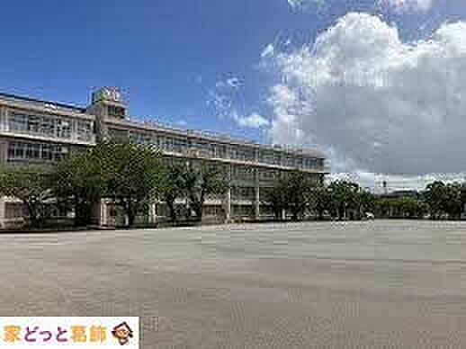 柏市立大津ケ丘第二小学校 徒歩3分。 240m