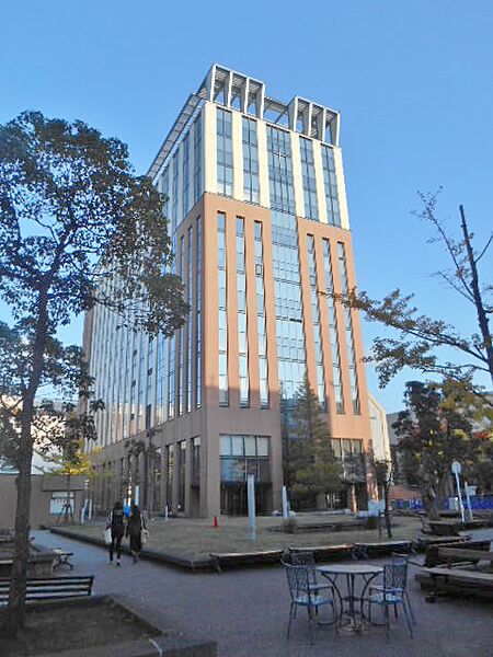 画像16:私立関東学院大学（340m）