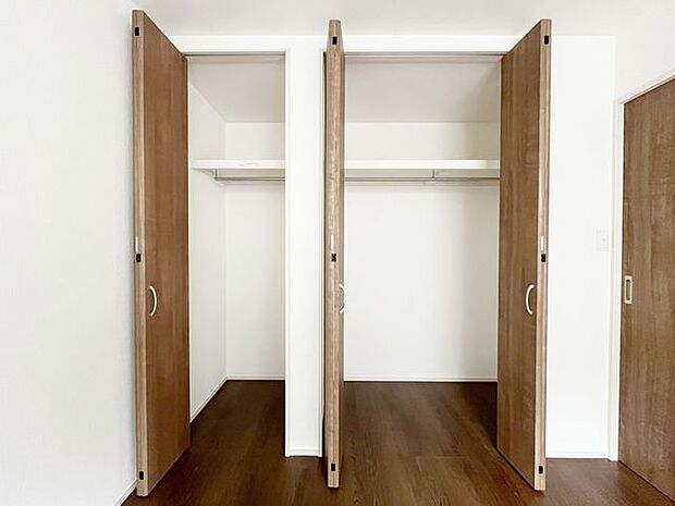 お子様が大きくなってもたくさん収納しておけますね！