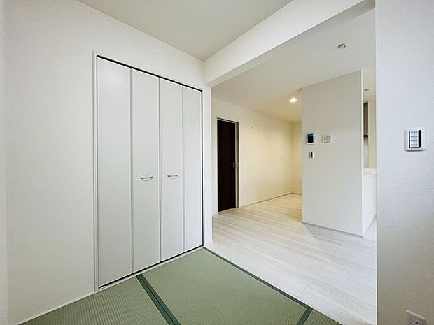 い草香る畳スペースは、使い方色々!客室やお布団で寝るときにぴったりの空間ですね。