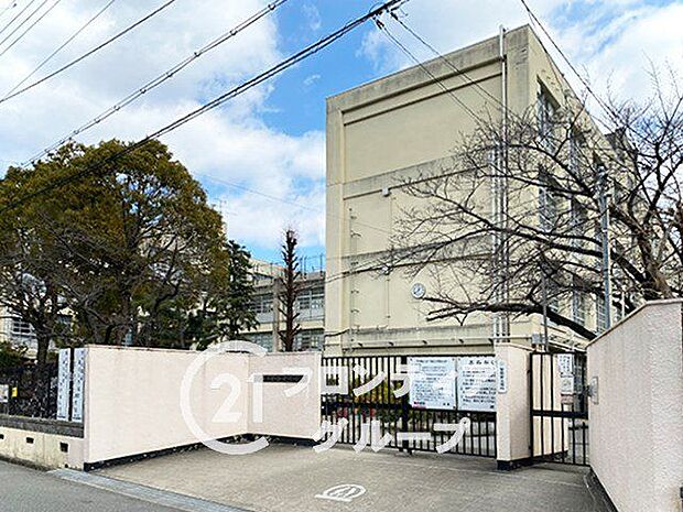 尼崎市立小園小学校 徒歩7分。 540m